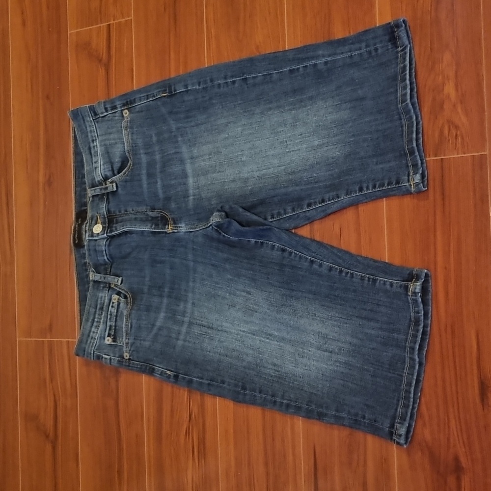 Banana Republic Denim Shorts Medium Wash Size 28/6 - Picture 2 of 12